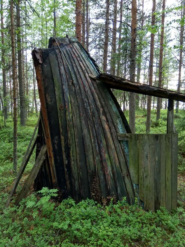 Белое море на парусном катамаране