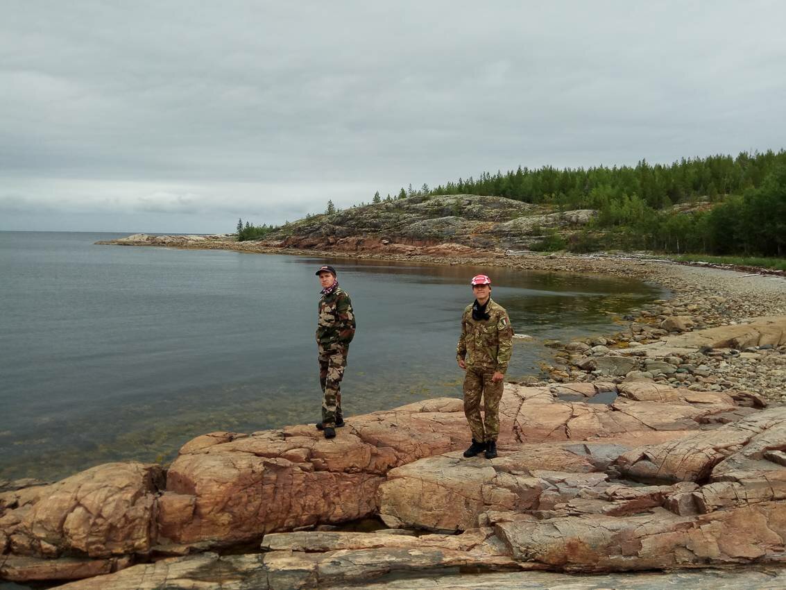Белое море на парусном катамаране