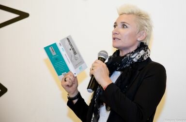 Диана Арбенина презентовала новую книгу: бег по территории жизни
