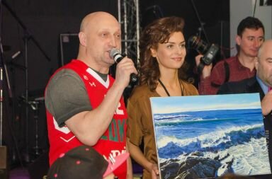 29 марта в ресторане Гусятникофф состоялся благотворительный вечер фонда «Шаг вместе», созданного Гошей Куценко в 2011 году.