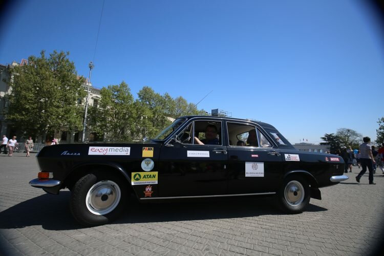 Юбилейное пятое ралли классических автомобилей «Нахимов-2019»