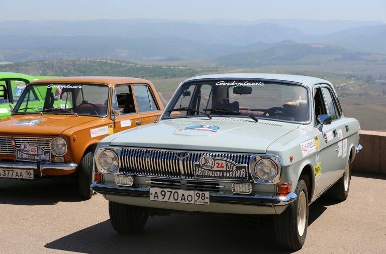 Юбилейное пятое ралли классических автомобилей «Нахимов-2019»