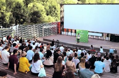Лучшие преподаватели Вышки выступят с лекциями в Парке Горького